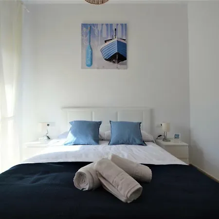 Apartamento Palmeras De Erasa * 베날마데나코스타