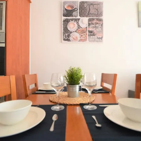 Apartamento Palmeras De Erasa * 베날마데나코스타